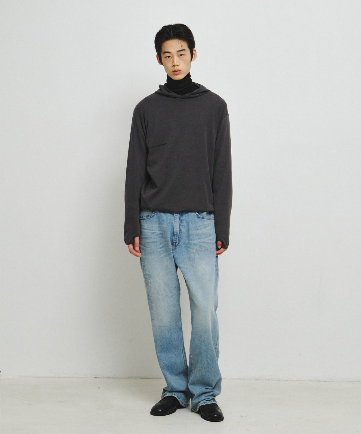 엔도어(ENDOOR) Scar Finger Hole Hoodie (Dark Gray)