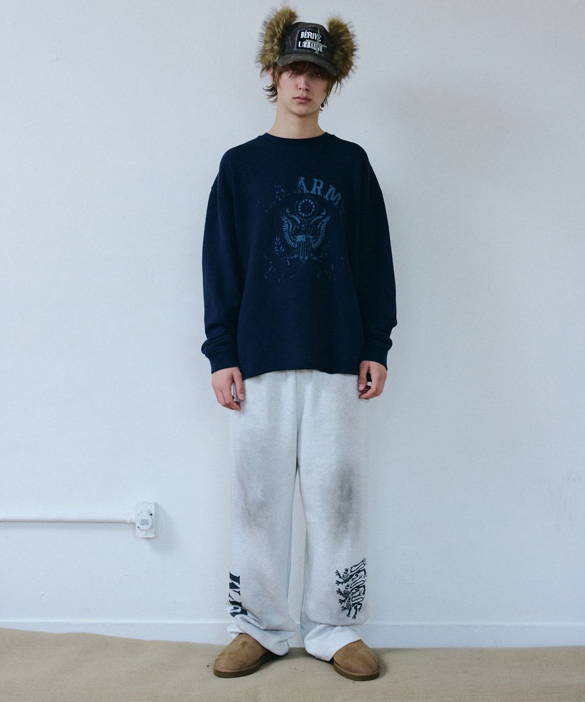 메종미네드(MAISON MINED) VINTAGE GYM SWEATPANTS MELANGE WHITE