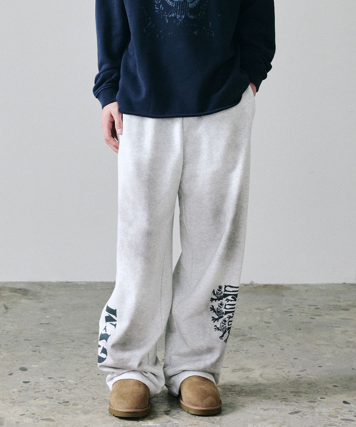 메종미네드(MAISON MINED) VINTAGE GYM SWEATPANTS MELANGE WHITE