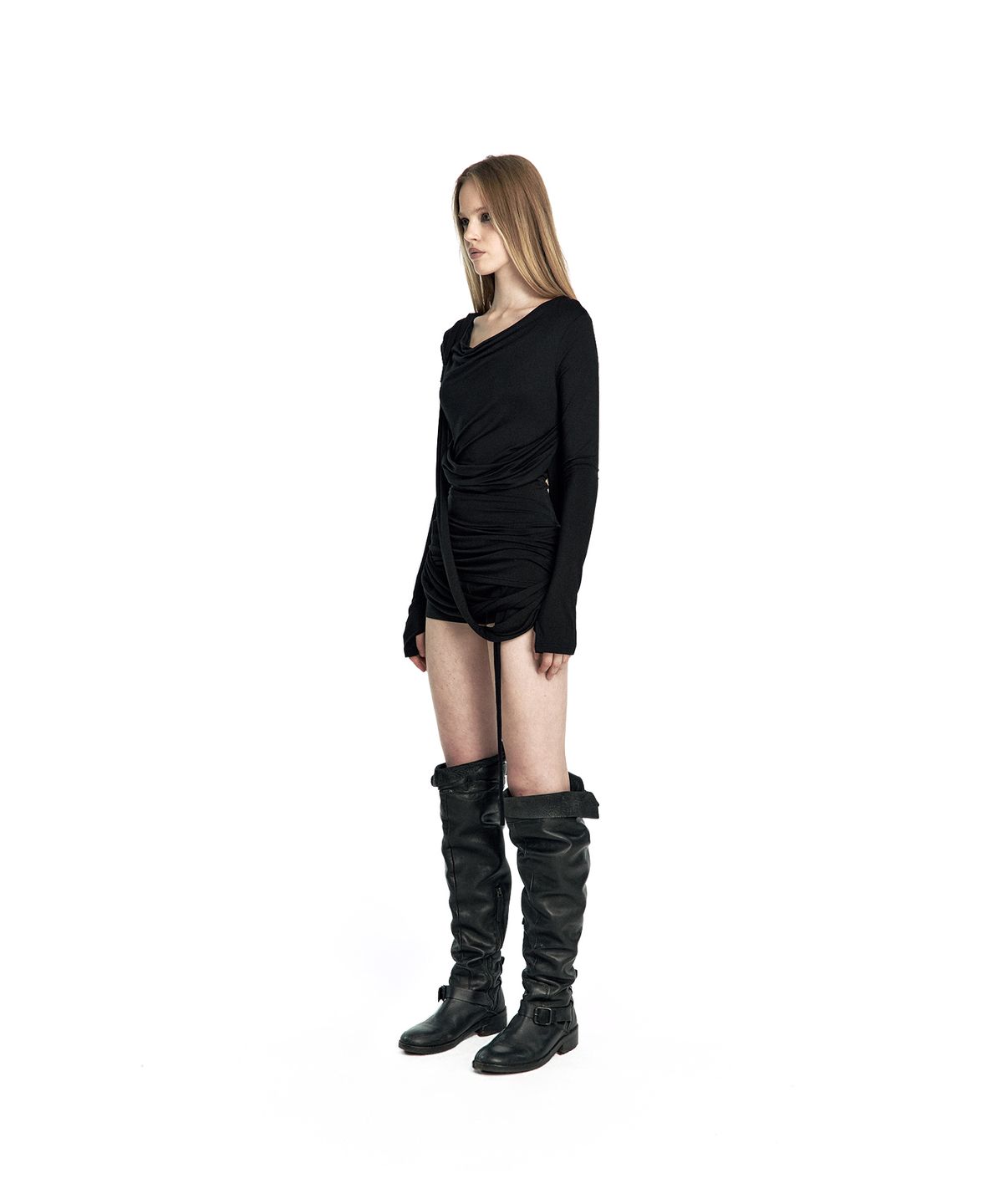 카시코(KASHIKO) Fallen Strapped Hooded Top Black