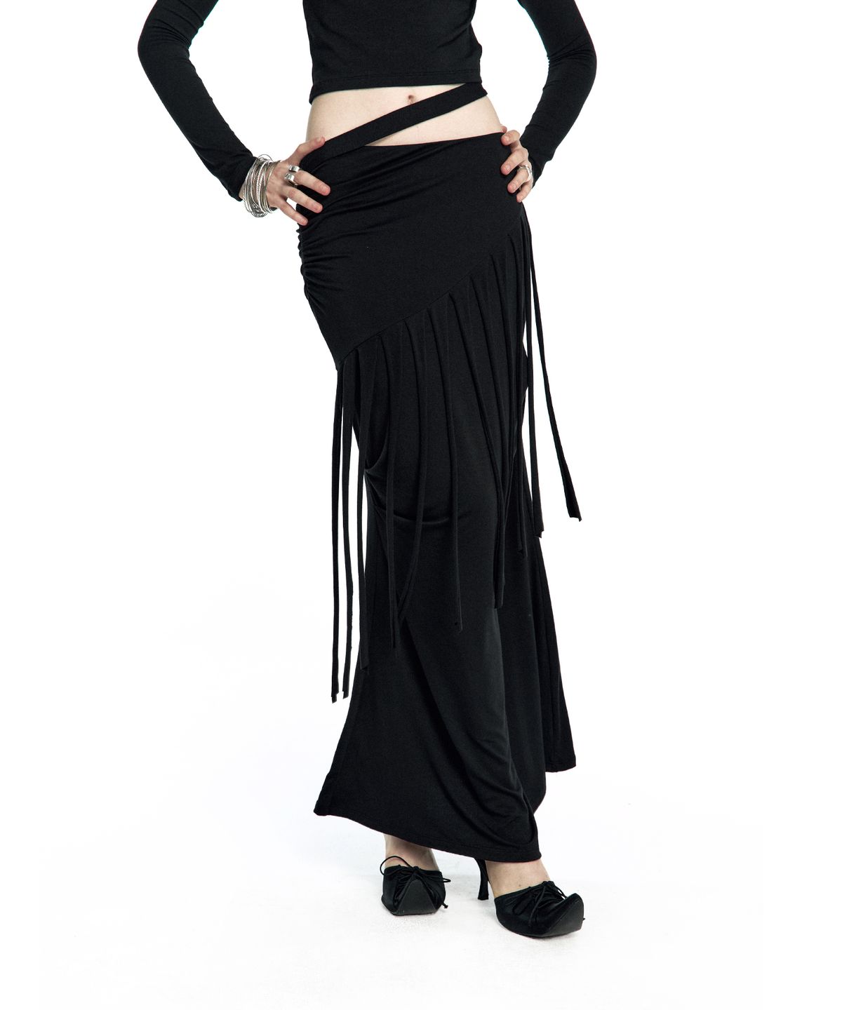 카시코(KASHIKO) Drop Fringe Asymmetric Skirt