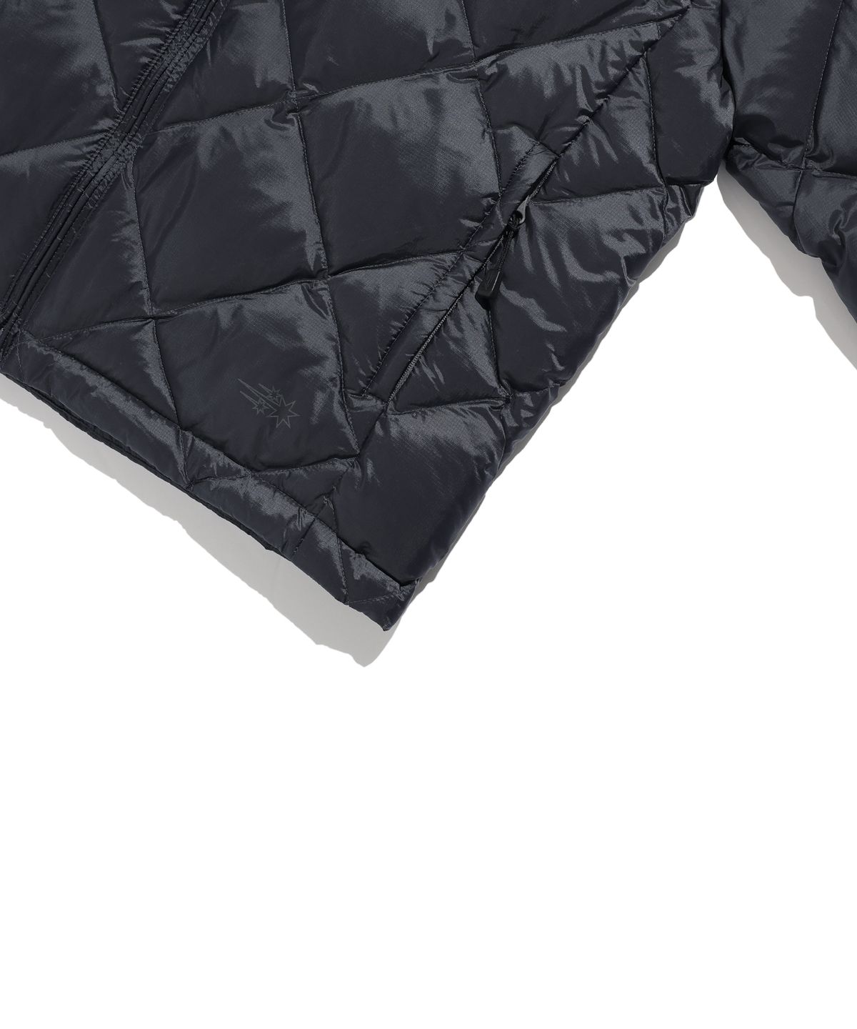 나이스고스트클럽(NICEGHOSTCLUB) HOODED LIGHT DOWN JACKET_CHARCOAL(NG2GWUB900A)