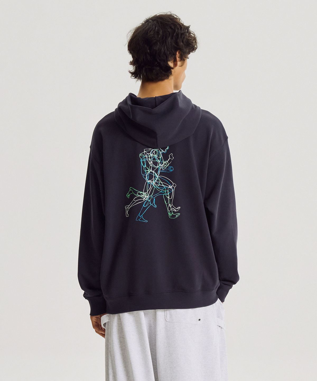 뉴발란스(NEW BALANCE) NBN0G42903 / UNI 3D 레터링 그래픽 후드티 (D/NAVY)
