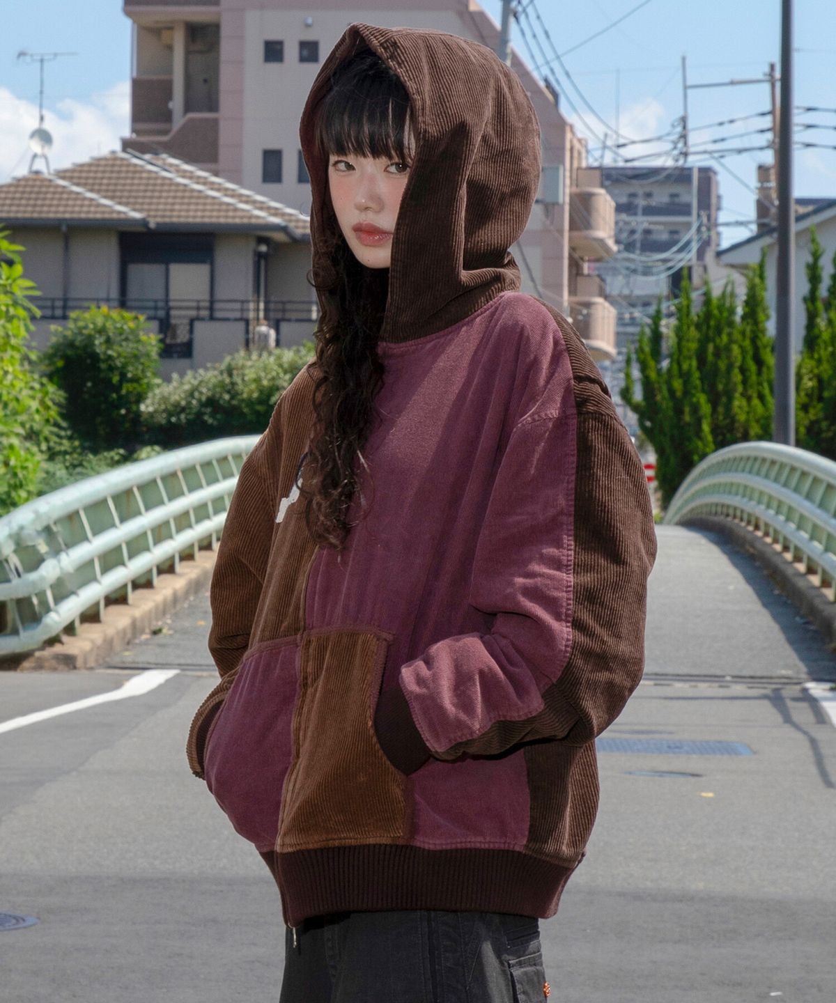 루나키후(RuNaKi'Hu') WXJ052 소레조레 코듀로이리버시블 후드 집업 (BROWN/BURGUNDY)