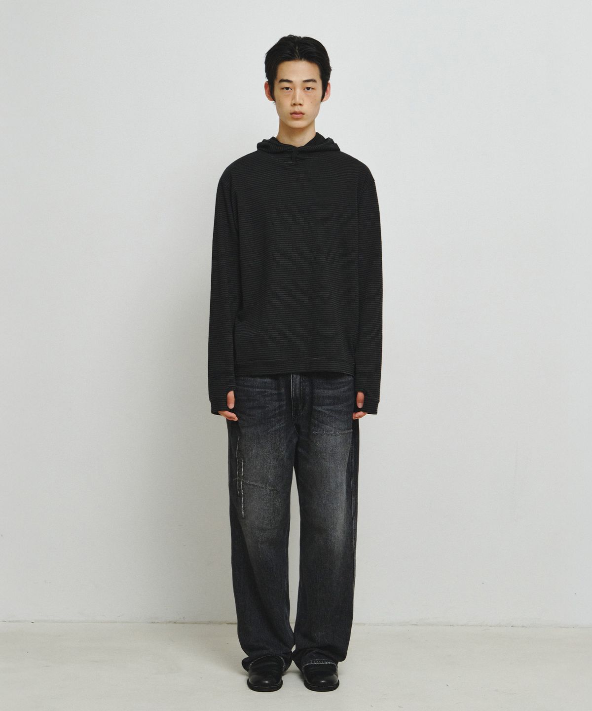 엔도어(ENDOOR) Ash stripe hoodie (VTG Black)