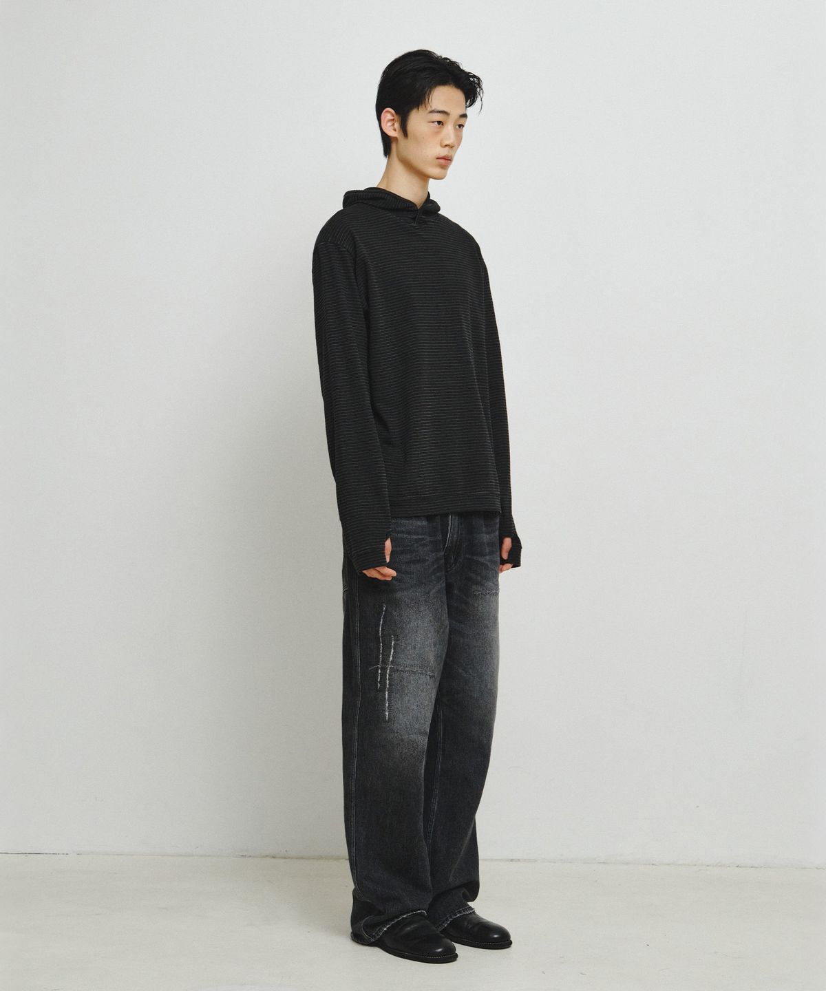 엔도어(ENDOOR) Ash stripe hoodie (VTG Black)