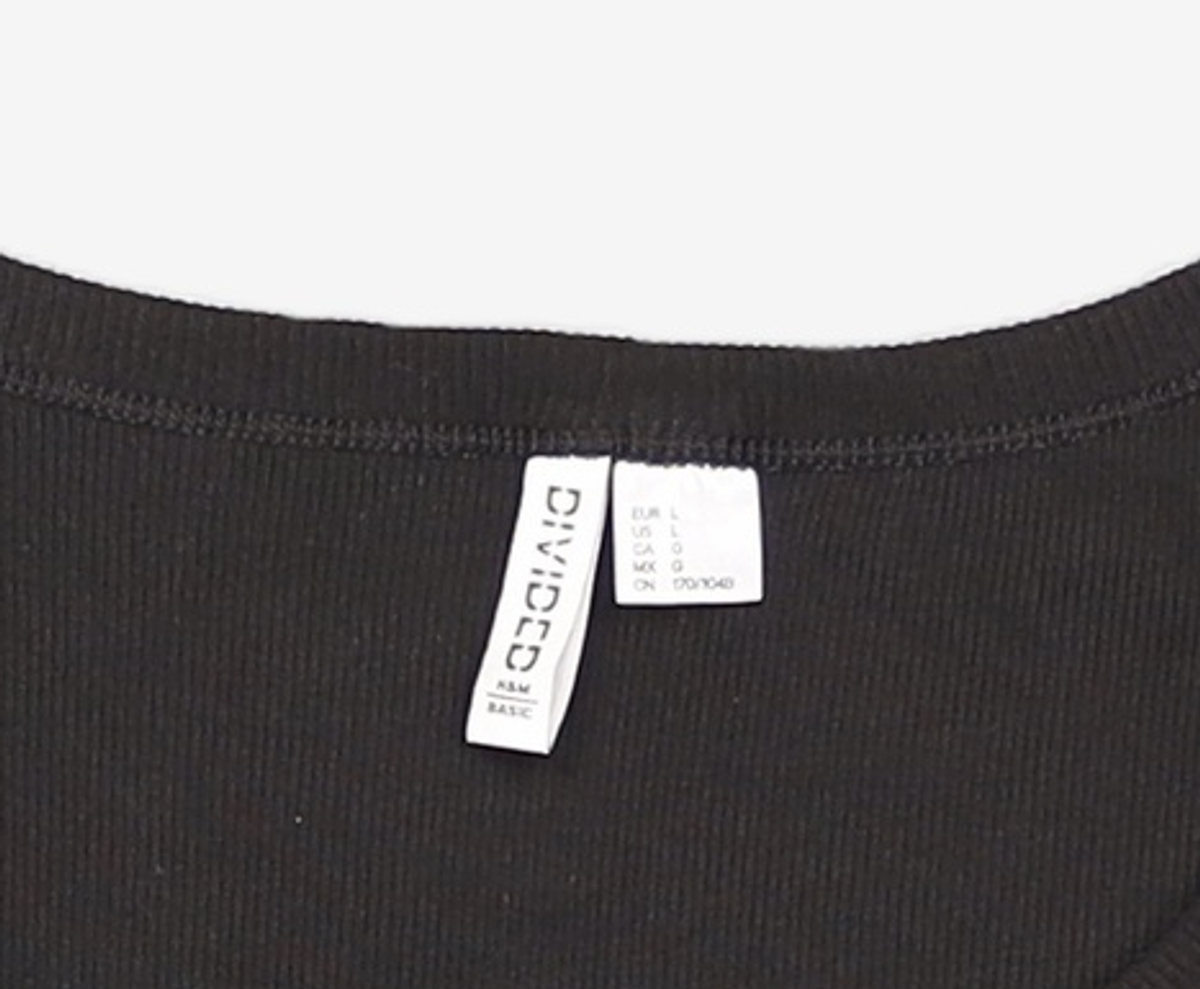 디바이디드에이치앤엠(DIVIDED H&M) 반소매 티셔츠 L
