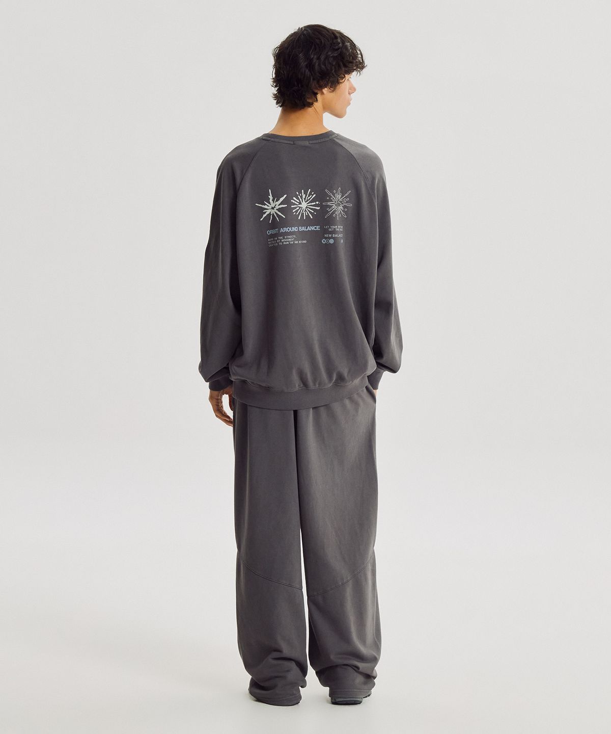 뉴발란스(NEW BALANCE) NBMLG41923 / UNI 헤리티지 ORBIT 2WAY 오버와이드 팬츠 (D/CHARCOAL)