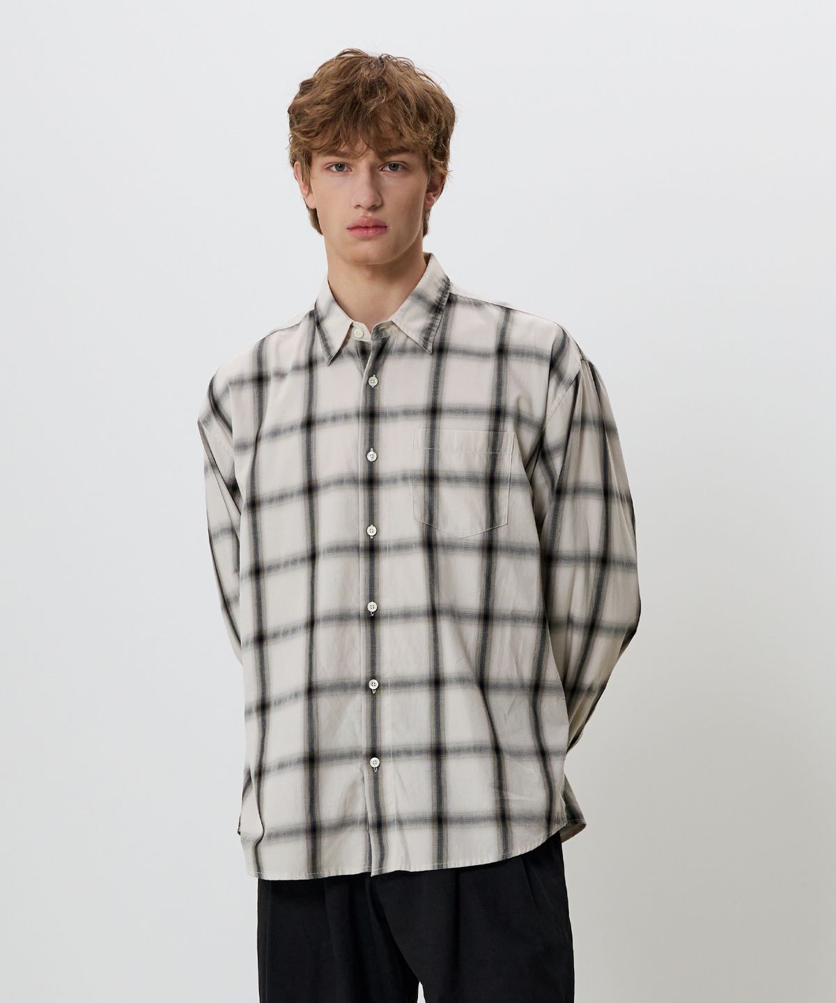 노운(NOUN) 컴피 셔츠 (옴브레 체크)