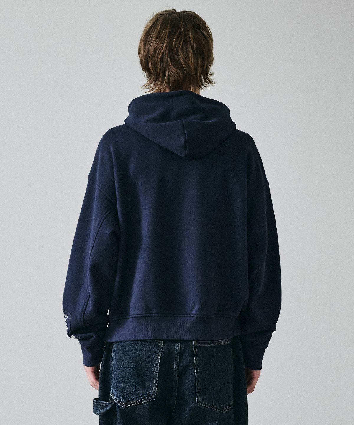 메종미네드(MAISON MINED) ALTERED VISION PATCH HOODIE NAVY
