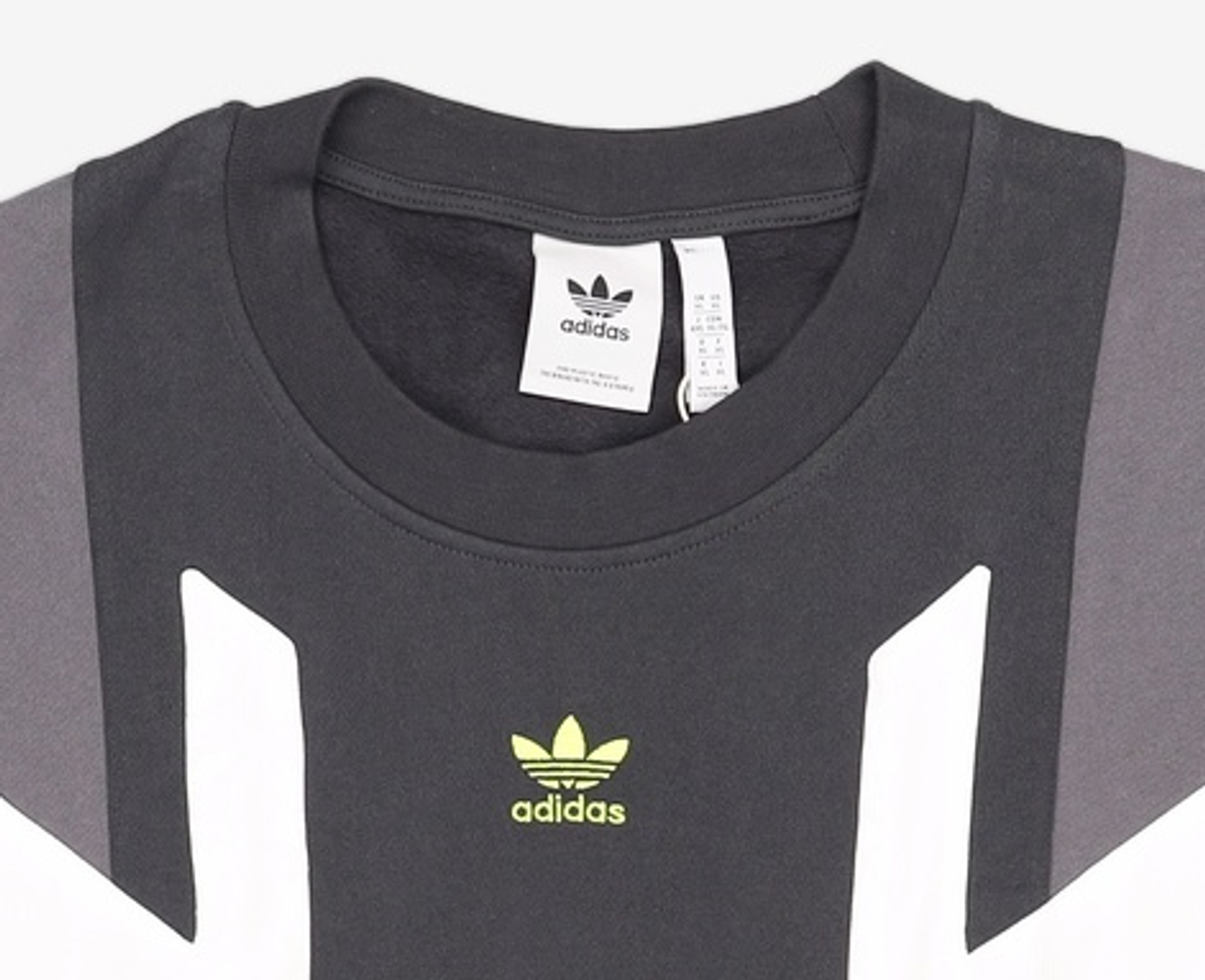 아디다스(ADIDAS) 맨투맨/스웨트셔츠 XL