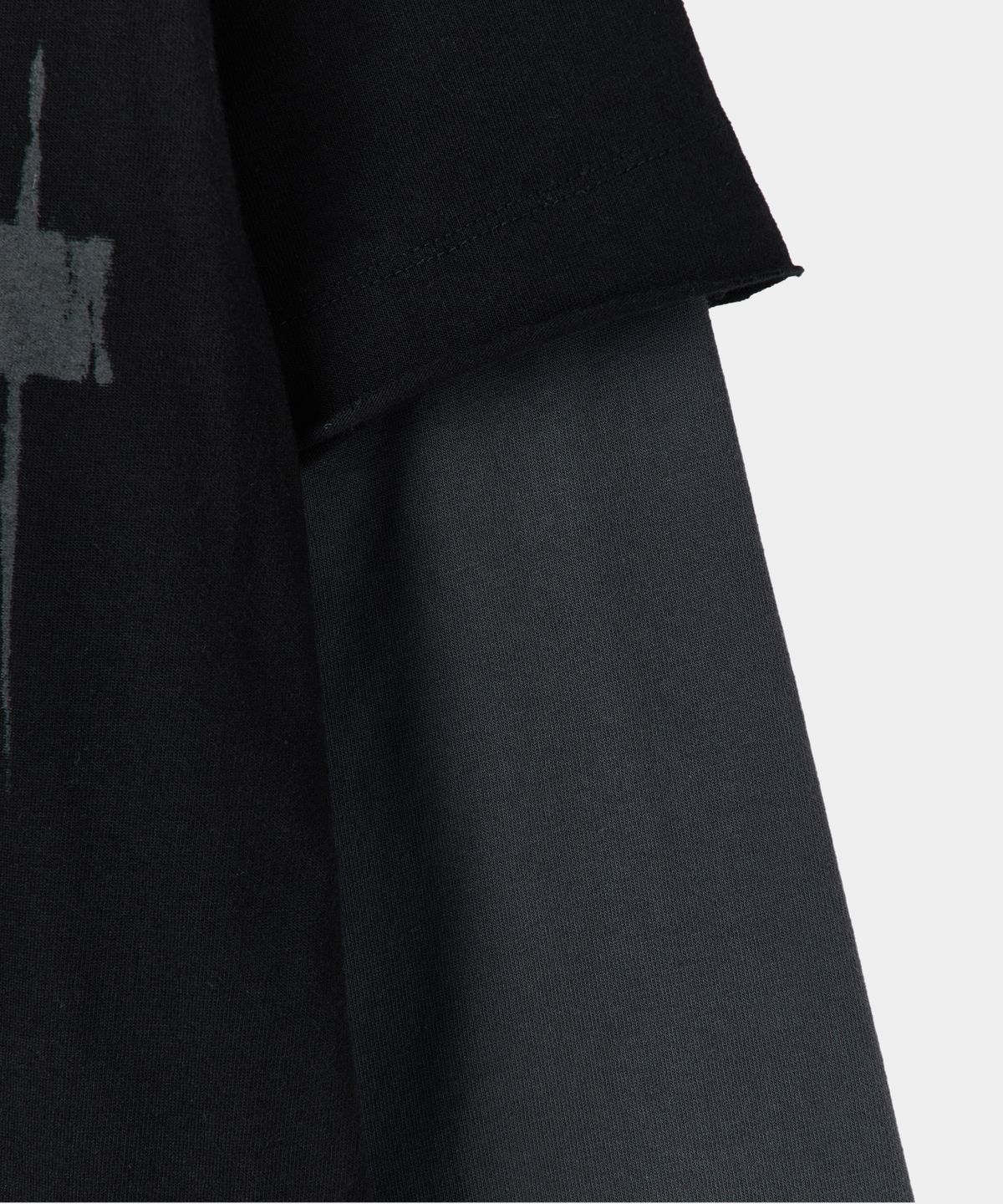 메종미네드(MAISON MINED) FRAGMENT COLLAGE LAYERED LONG SLEEVE BLACK