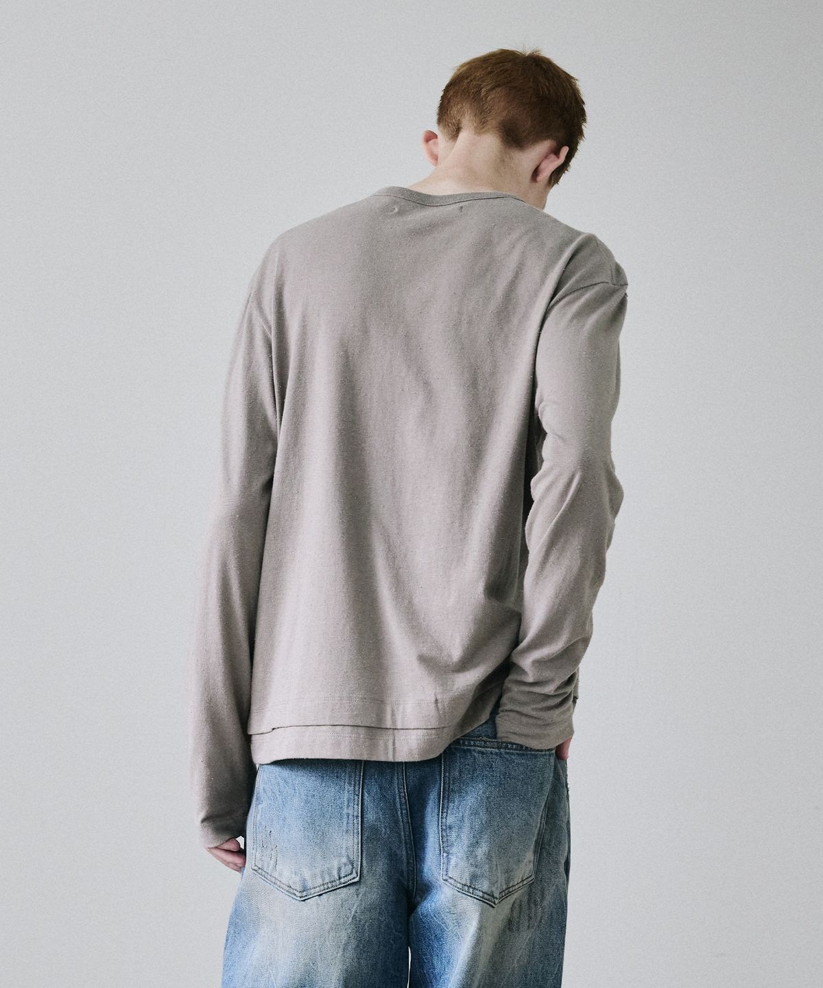 메종미네드(MAISON MINED) ROUGH SKETCH LONG SLEEVE DARK BEIGE
