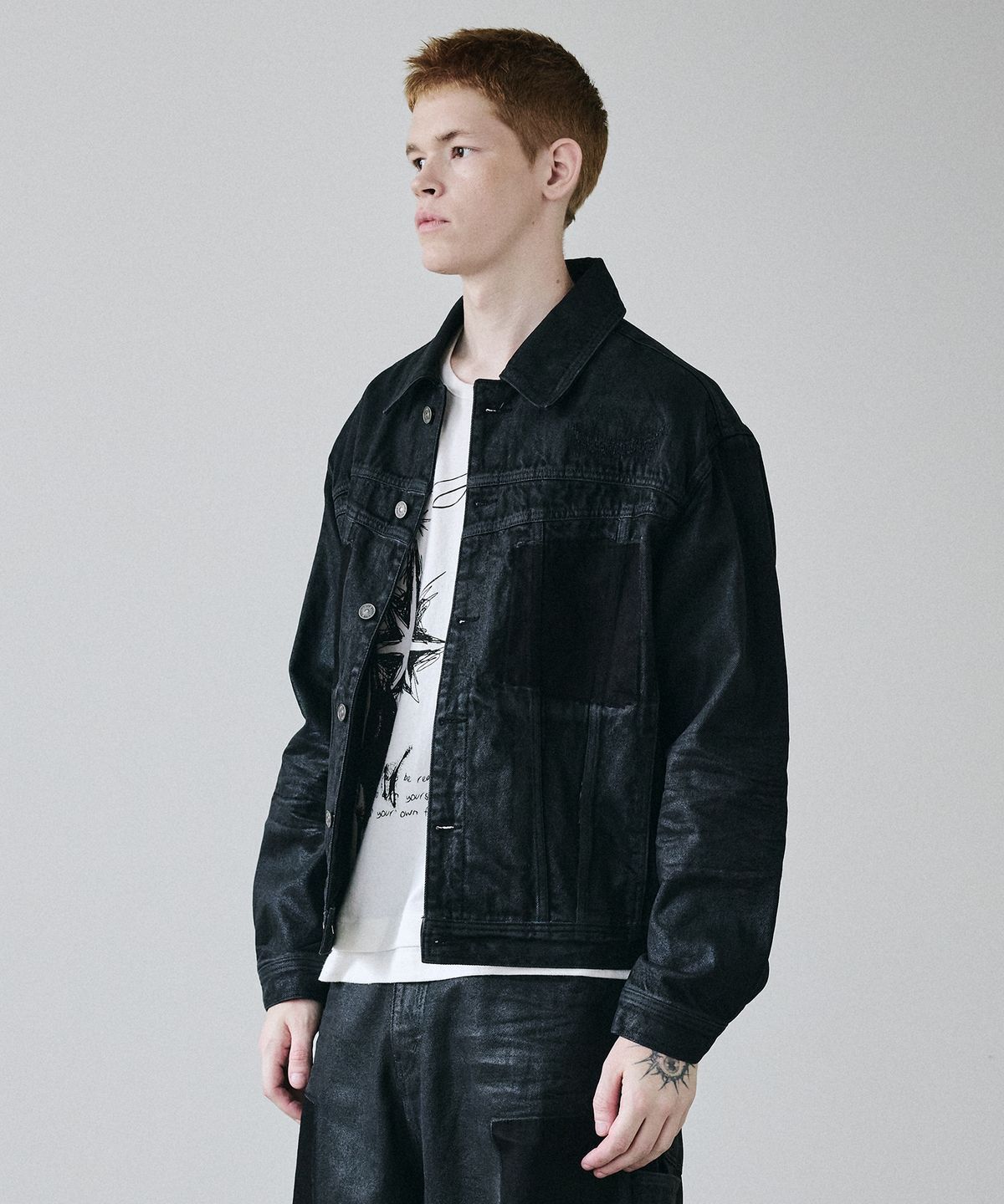 메종미네드(MAISON MINED) FADE TRACE DENIM JACKET BLACK