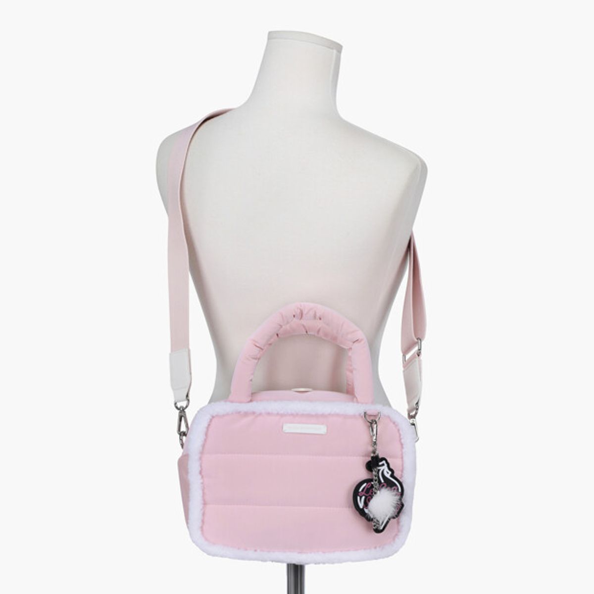 르꼬끄 골프(LECOQ GOLF) 여성 폼폼 패딩 토트백 _PINK GR422LBGO1