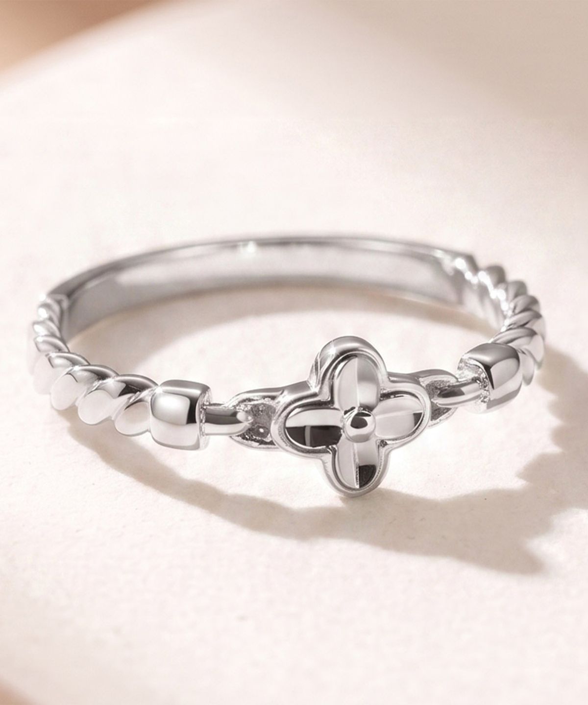 엘렌쥬얼리(HELENE JEWELRY) 실버 Silver 925 벨라 콤비 플라워 미스 링 은 반지