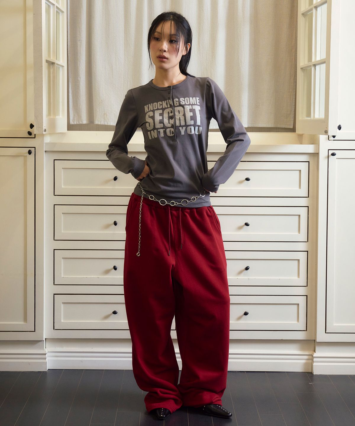 프렌다(PRENDA) EYELET POCKET WIDE SWEATPANTS BURGUNDY