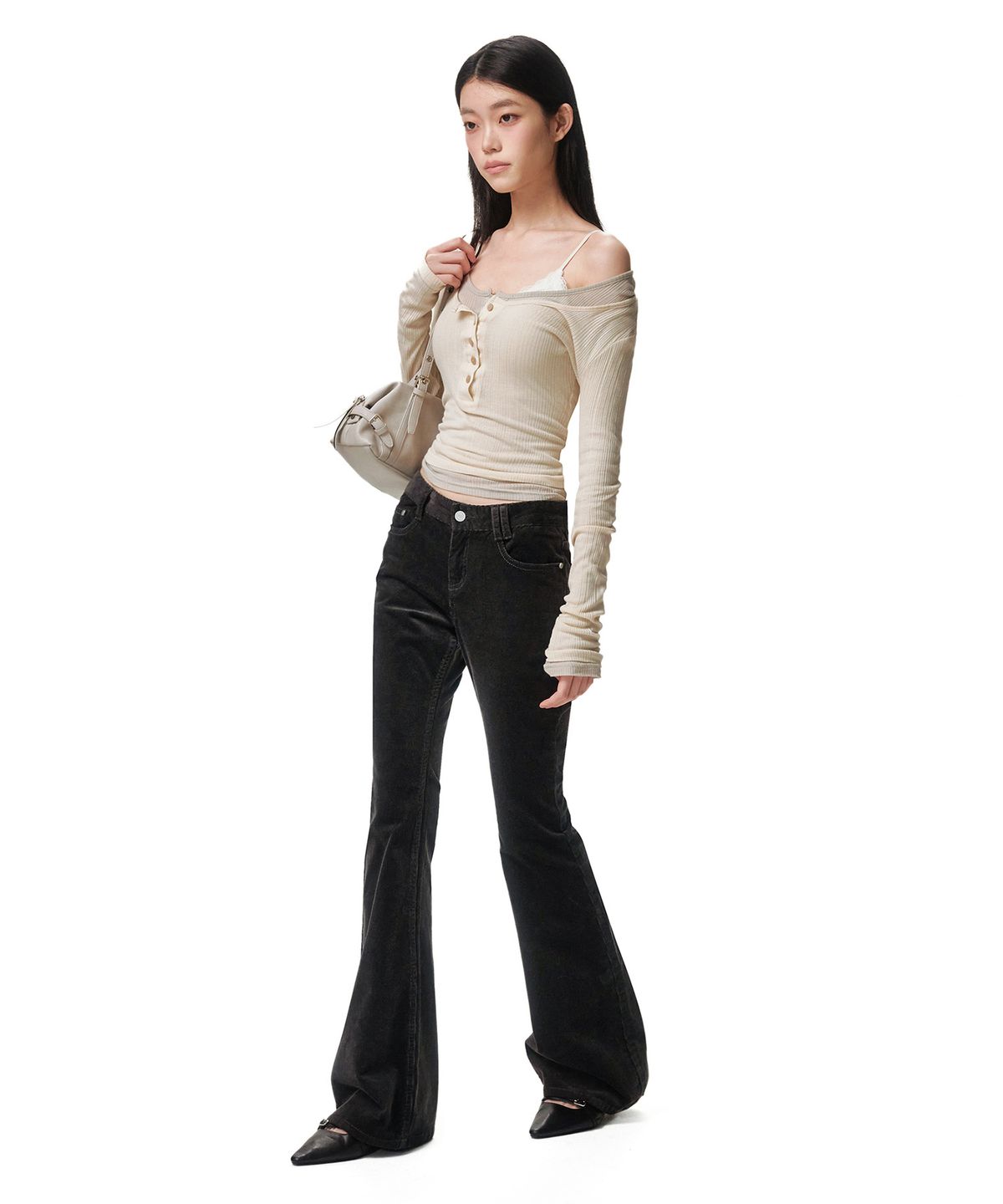 데케트 우먼(DECET WOMEN) Signature Slim Low Rise Flared Corduroy Pants DCWPT041CHARCOAL