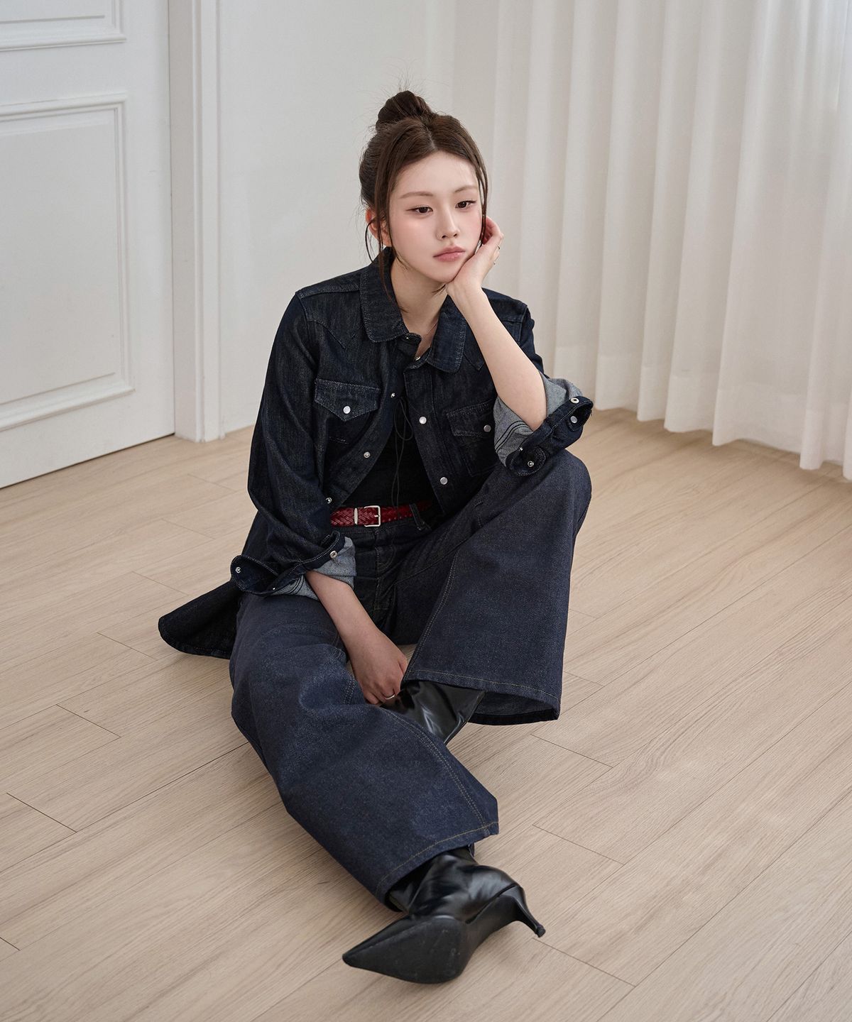 데케트 우먼(DECET WOMEN) [윤비누X데케트우먼]Stitch Pocket Low Rise Relaxed Flared Jeans DCWPT039CPINDIGO