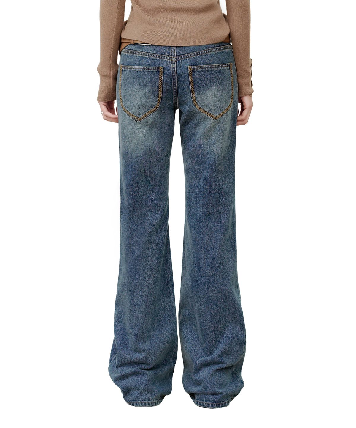 데케트 우먼(DECET WOMEN) [윤비누X데케트우먼]Stitch Pocket Low Rise Relaxed Flared Jeans DCWPT039BLUE