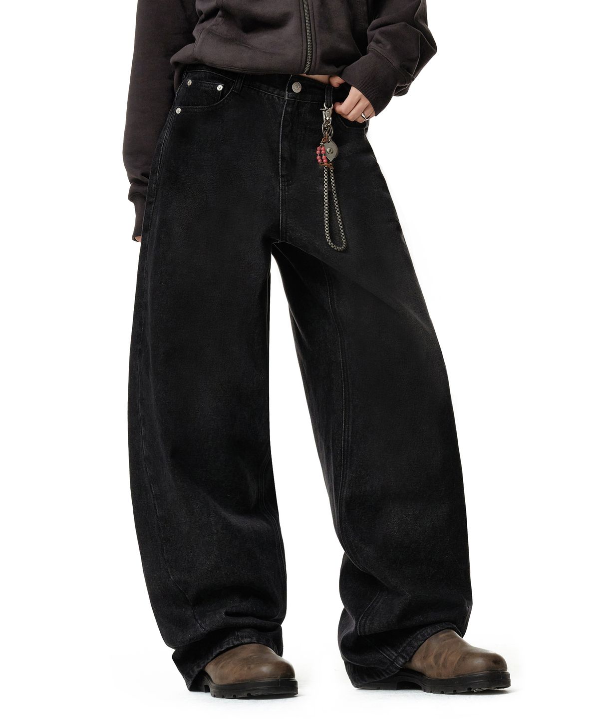 데케트 우먼(DECET WOMEN) [윤비누X데케트우먼]Curved Pocket Barrel Wide Jeans DCWPT038BLACK