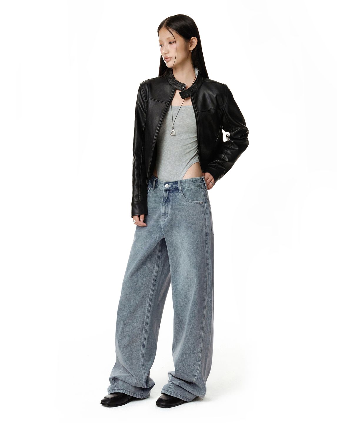 데케트 우먼(DECET WOMEN) [윤비누X데케트우먼]Curved Pocket Barrel Wide Jeans DCWPT038LIGHTBLUE