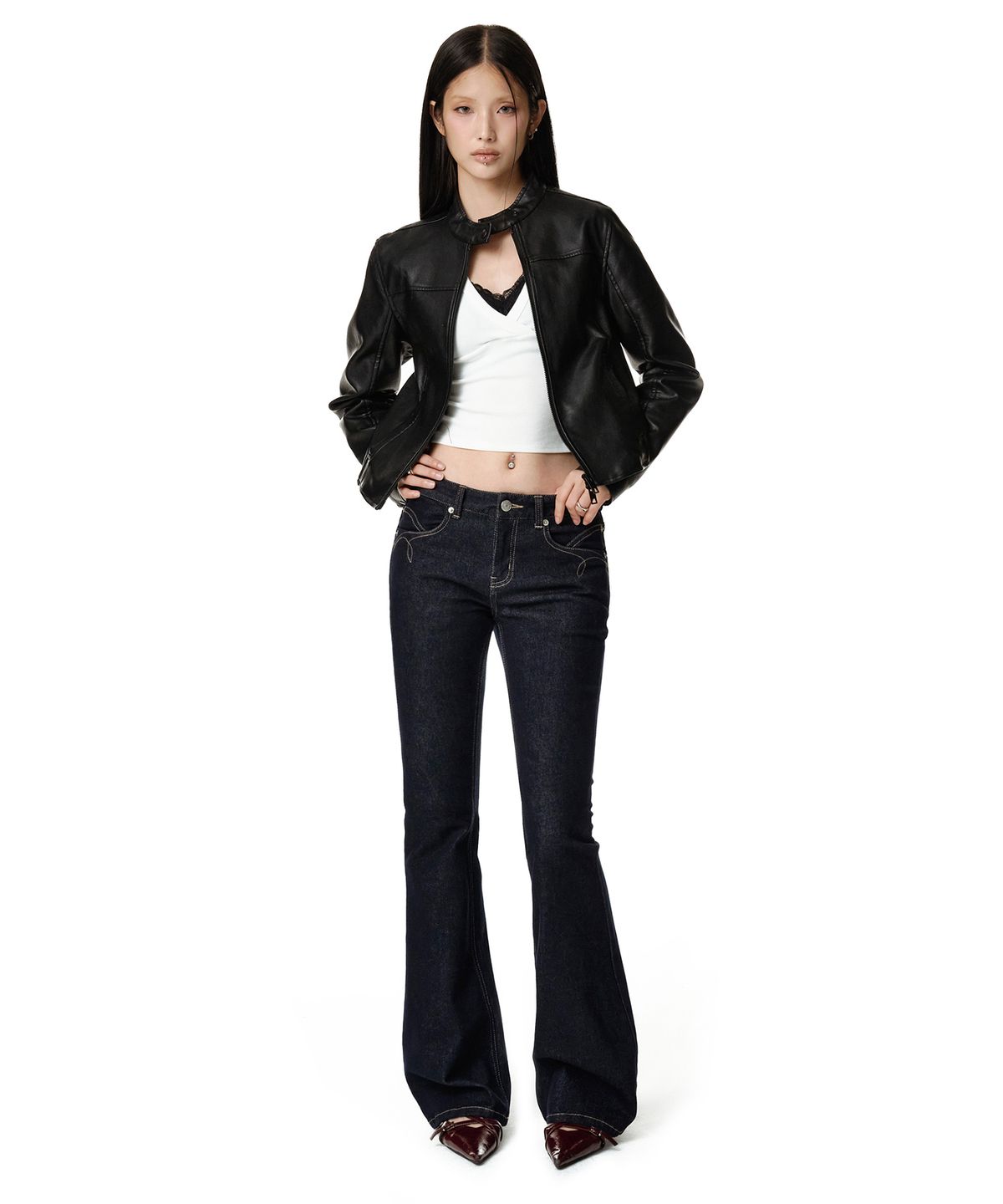 데케트 우먼(DECET WOMEN) [윤비누x데케트우먼]Stitch Pocket Low Rise Slim Flared Jeans DCWPT036CPINDIGO