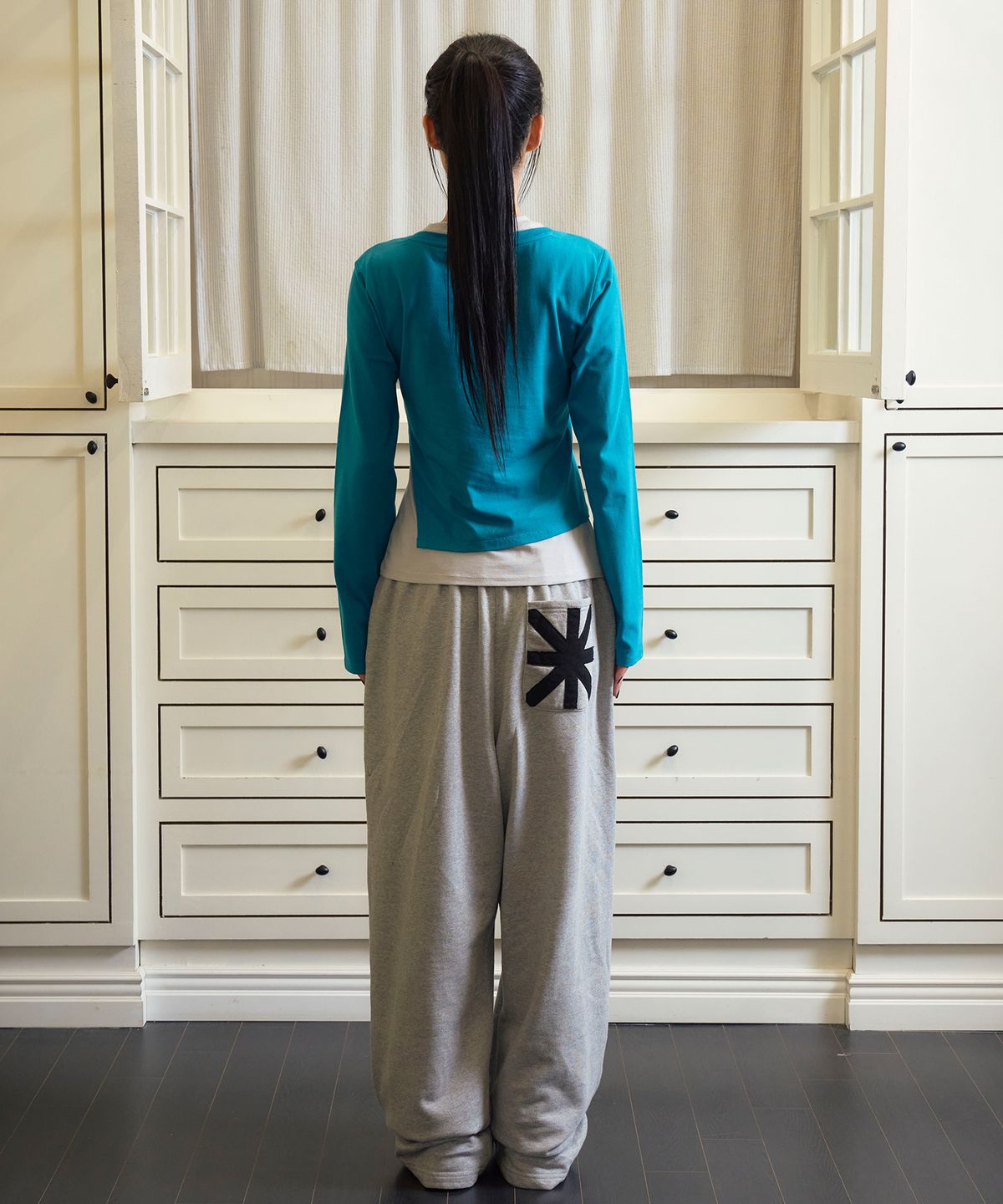 프렌다(PRENDA) CROSS SLIT LAYERED LONG SLEEVE AQUA BLUE