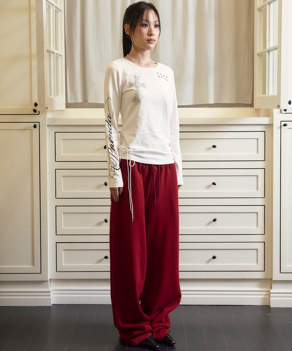프렌다(PRENDA) CROSS LACE-UP LONG SLEEVE WHITE