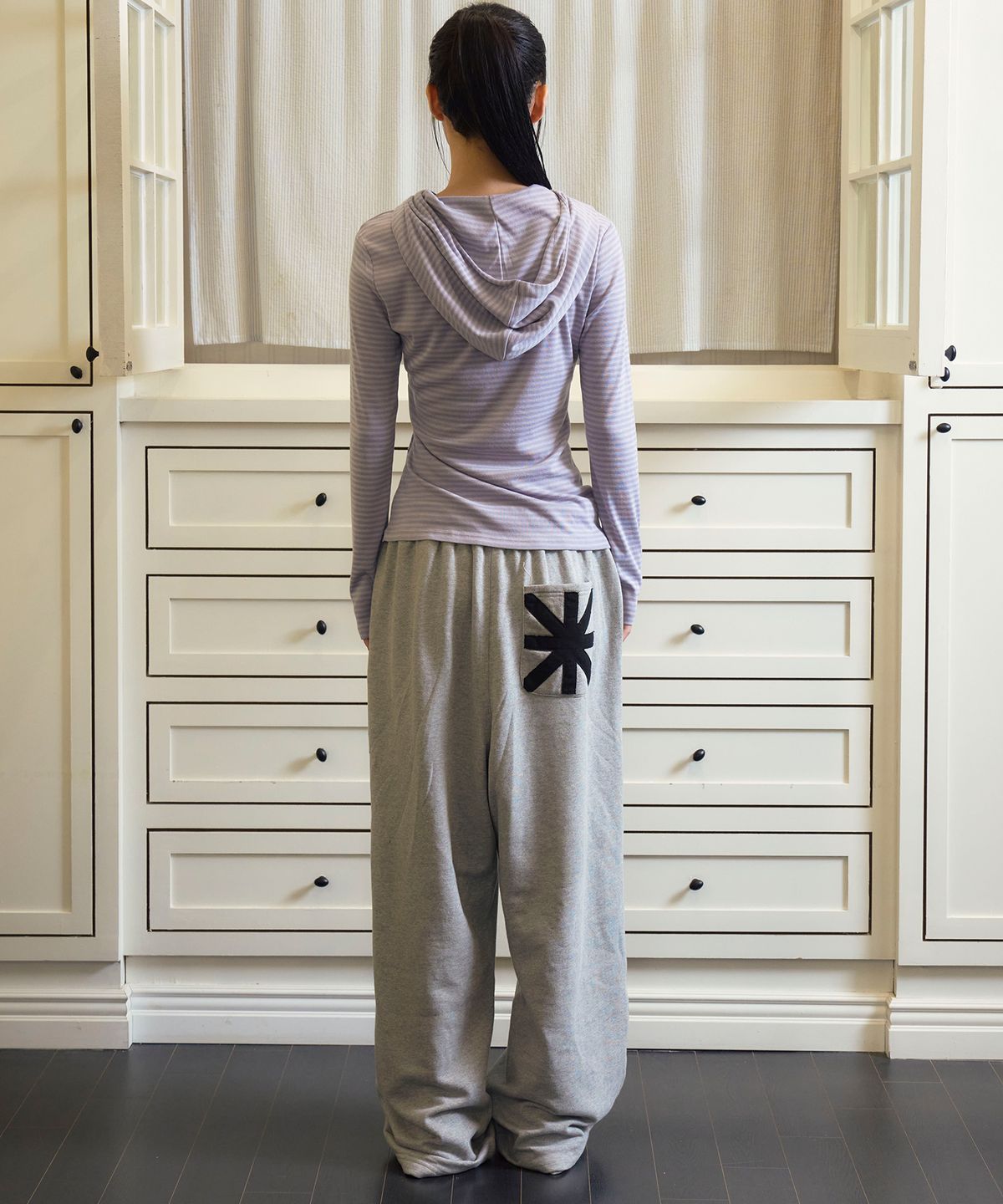 프렌다(PRENDA) HERALD GRAPHIC HOODED LONG SLEEVE LAVENDER