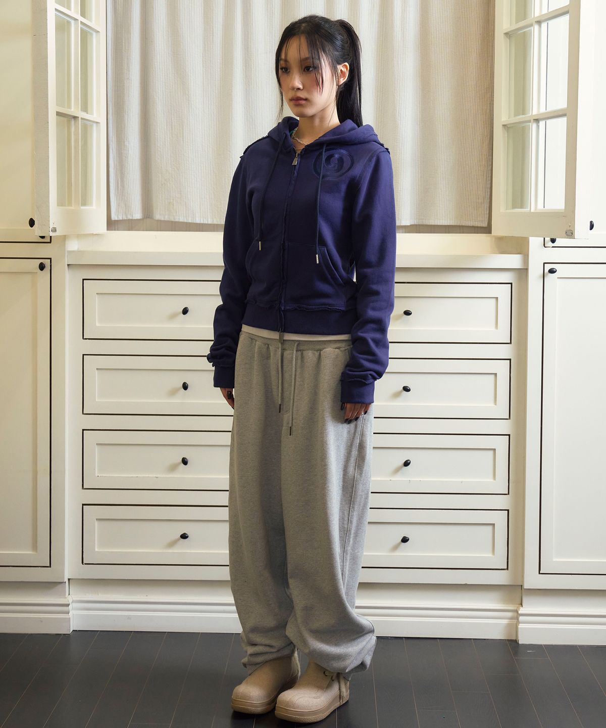 프렌다(PRENDA) NUMBER 9 HOOD ZIP UP NAVY