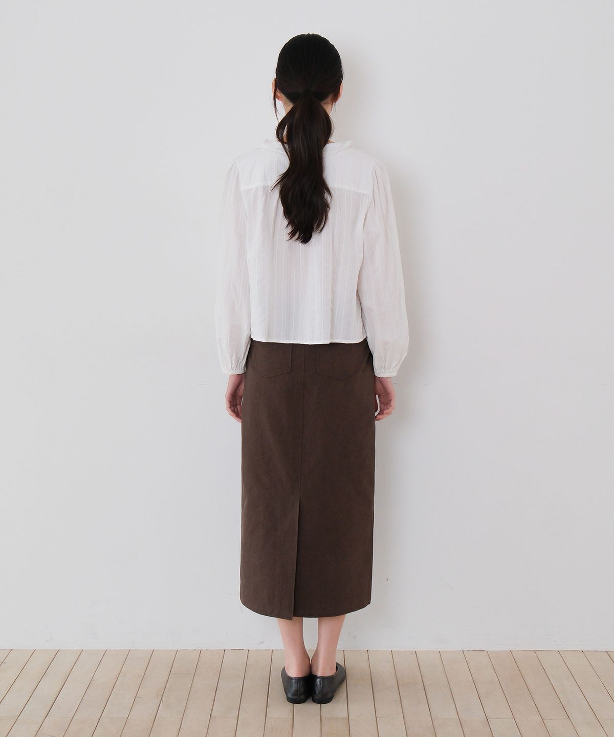 모의(MOUI) Washed cotton fatigue skirt (BROWN)