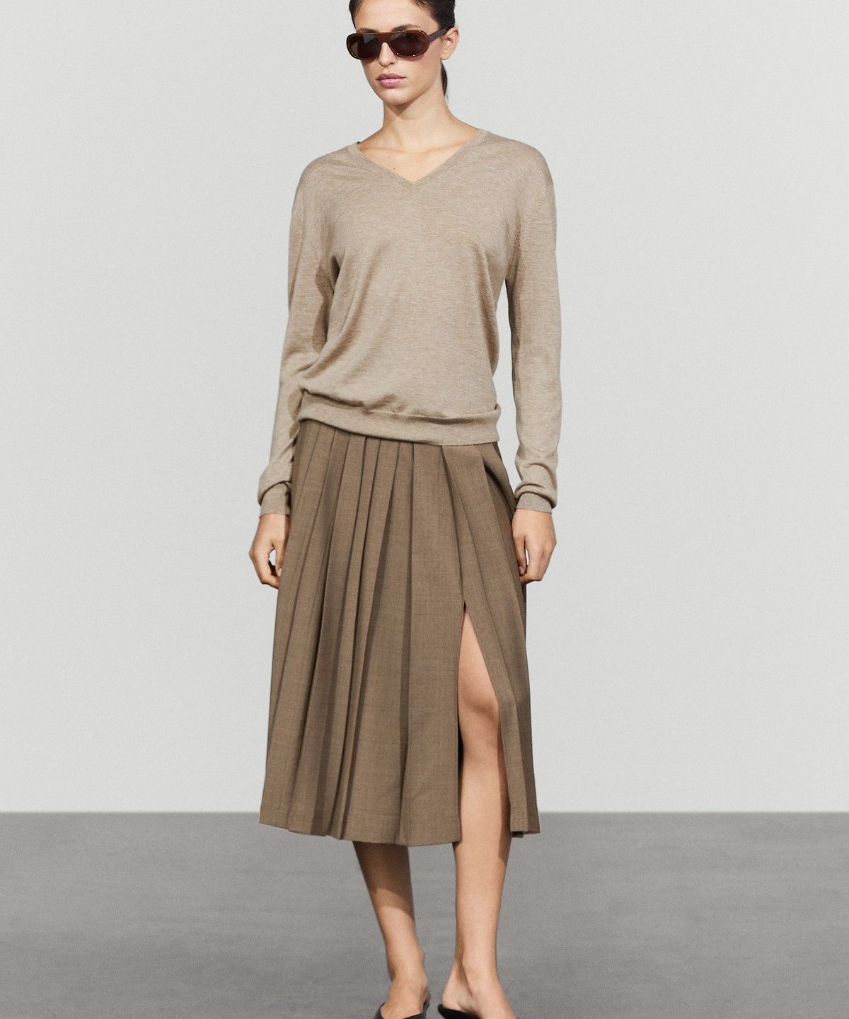 마시모두띠(MASSIMO DUTTI) 울 블렌드 플리츠 미디 스커트