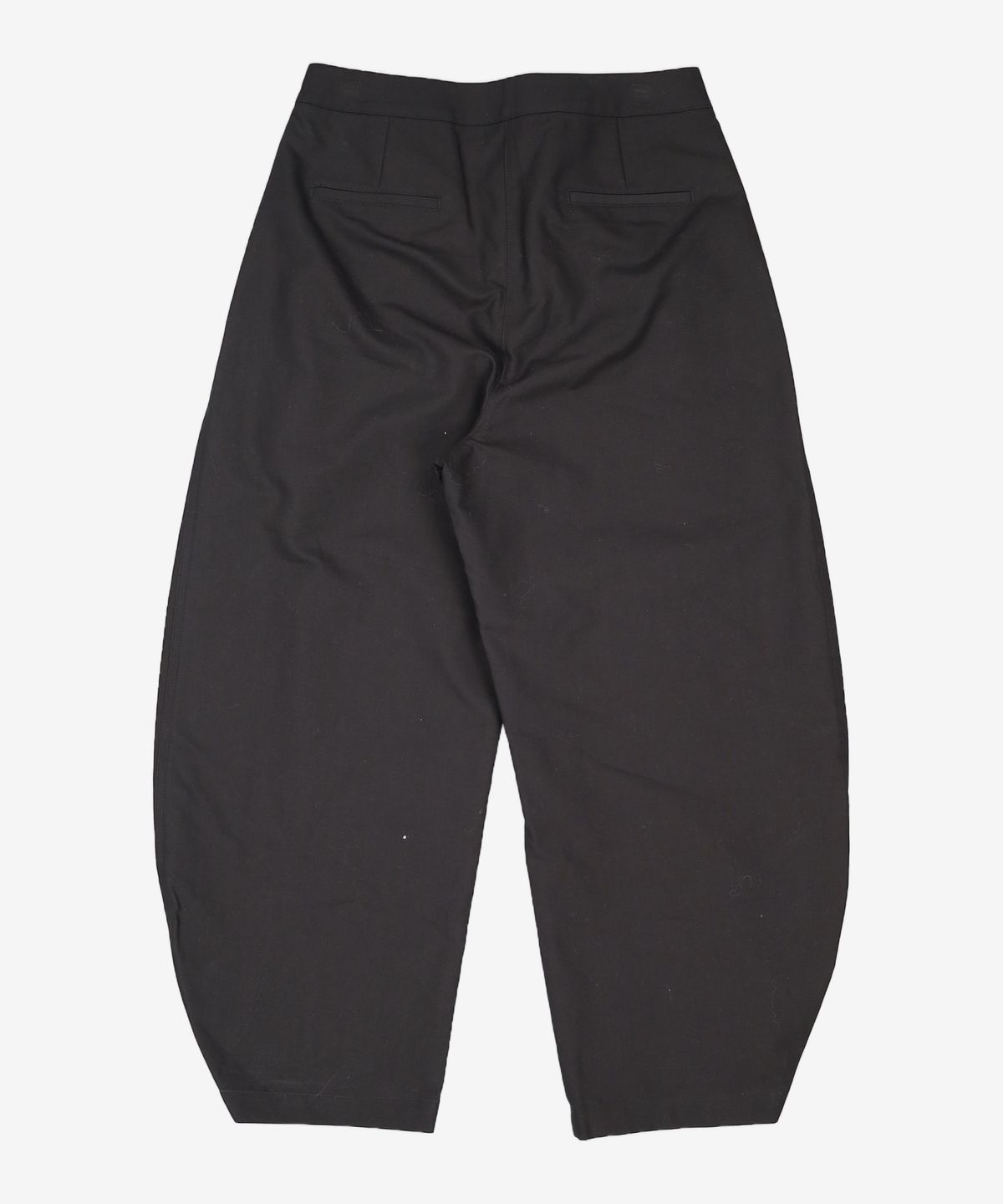 아모멘토(AMOMENTO) CURVED LEG PANTS (2COLORS) 1