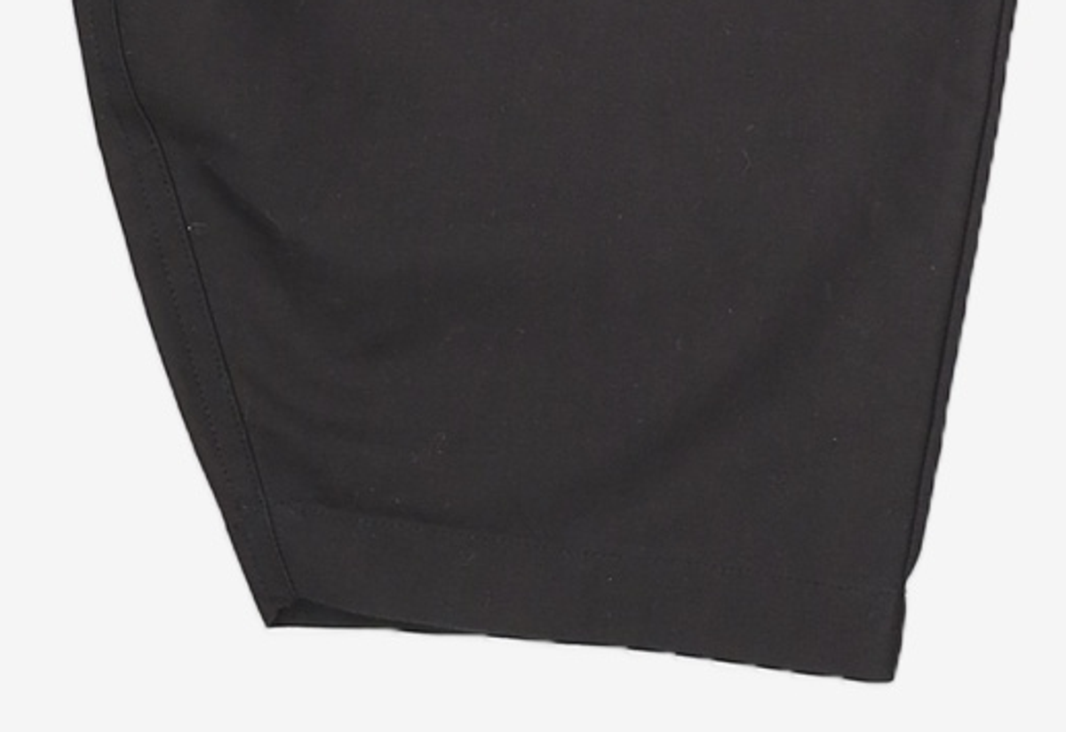 아모멘토(AMOMENTO) CURVED LEG PANTS (2COLORS) 1