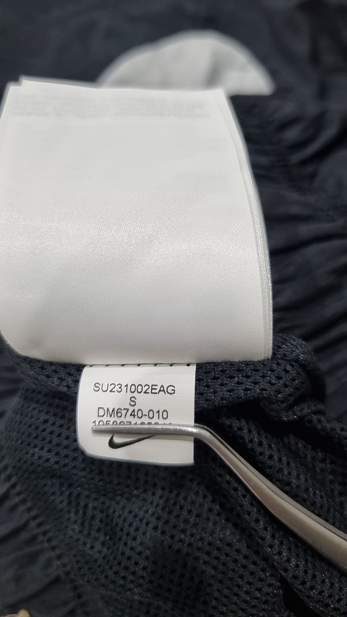 나이키(NIKE) 스포츠웨어 에센셜 하이라이즈 우븐 쇼츠 W - 블랙:화이트 / DM6740-010 S