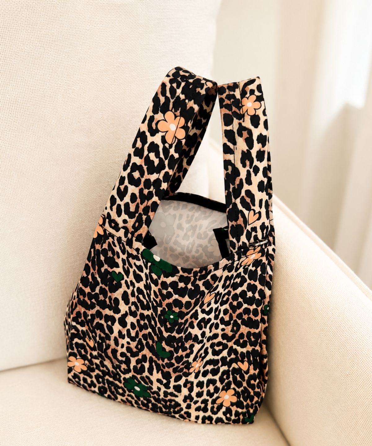 봉보(BONBEAU) BONBEAU lucky club leopard market bag 럭키클럽 마켓백 호피무늬 레오파드 데일리 에코백
