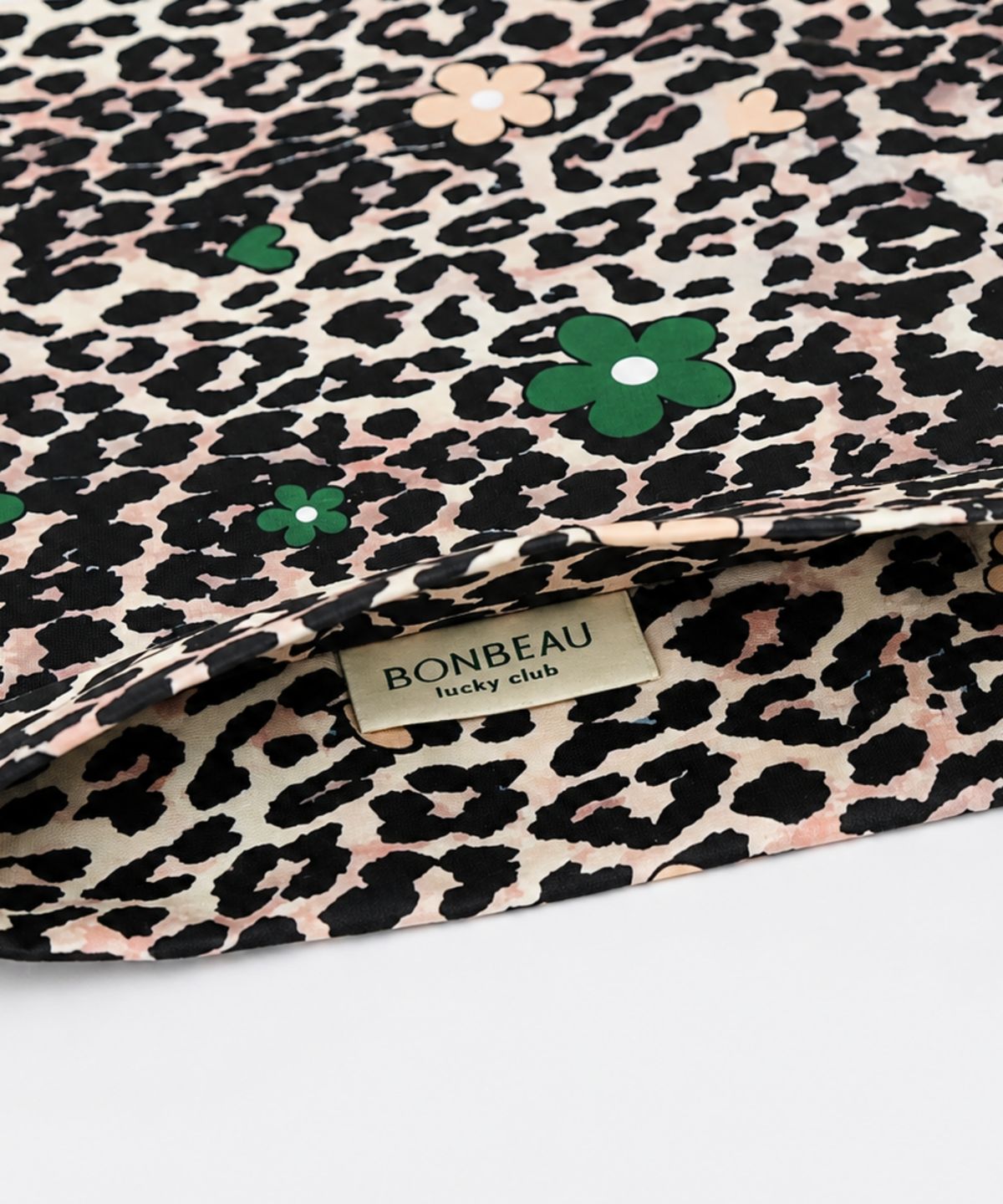 봉보(BONBEAU) BONBEAU lucky club leopard market bag 럭키클럽 마켓백 호피무늬 레오파드 데일리 에코백