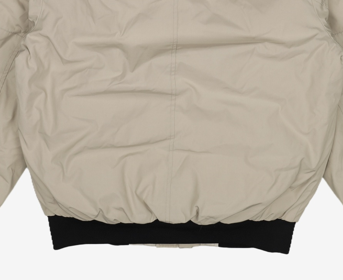 내셔널지오그래픽(NATIONALGEOGRAPHIC) N224MDW930 남성 타루가 퍼 트리밍 후디 구스다운 점퍼 BEIGE 105