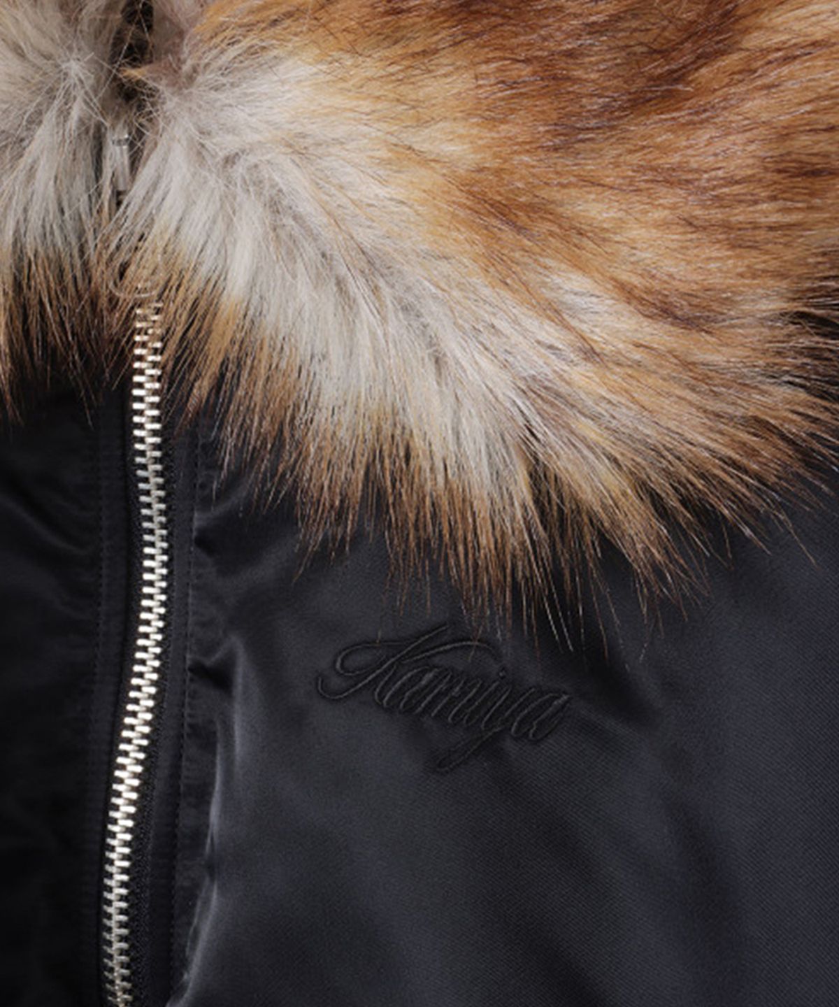 카미야(KAMIYA) Embroidered Fur Collar Flight Jacket - BLACK