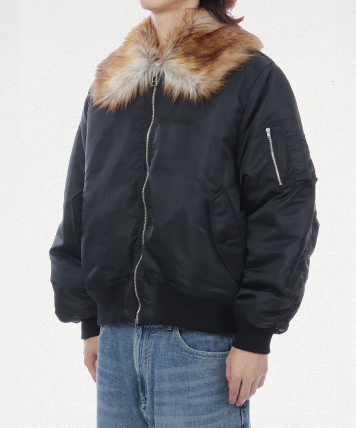 카미야(KAMIYA) Embroidered Fur Collar Flight Jacket - BLACK