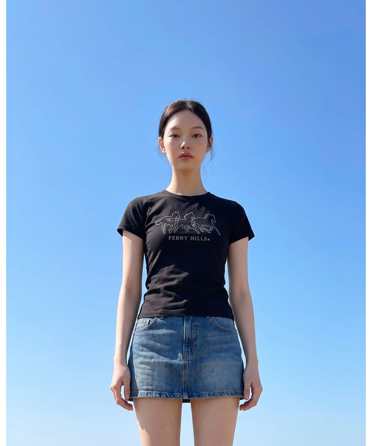 퍼니힐즈(FERNY HILLS) 쓰리 홀스 반팔 티셔츠 블랙