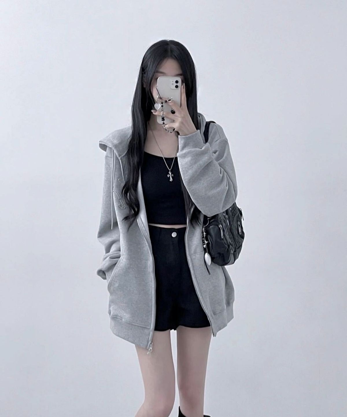 퍼니힐즈(FERNY HILLS) 퍼니 아플리케 후드 집업 챠콜