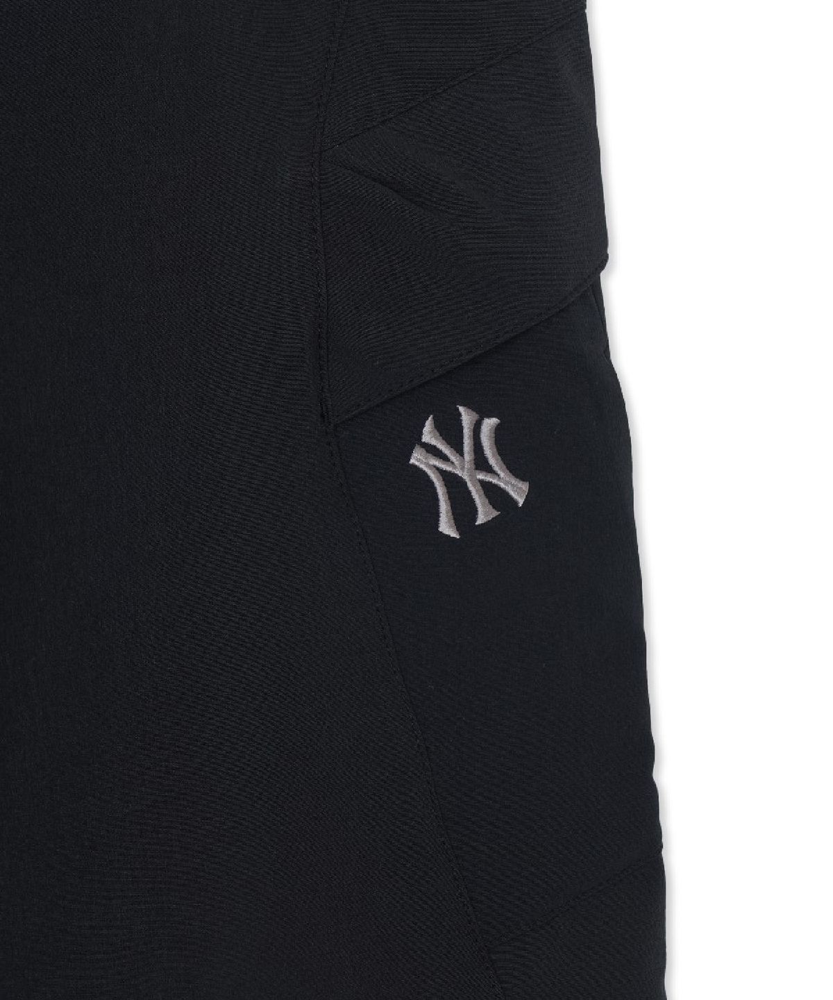 엠엘비(MLB) 여성 고프코어 약기모 카고 와이드 팬츠 NY (Black)