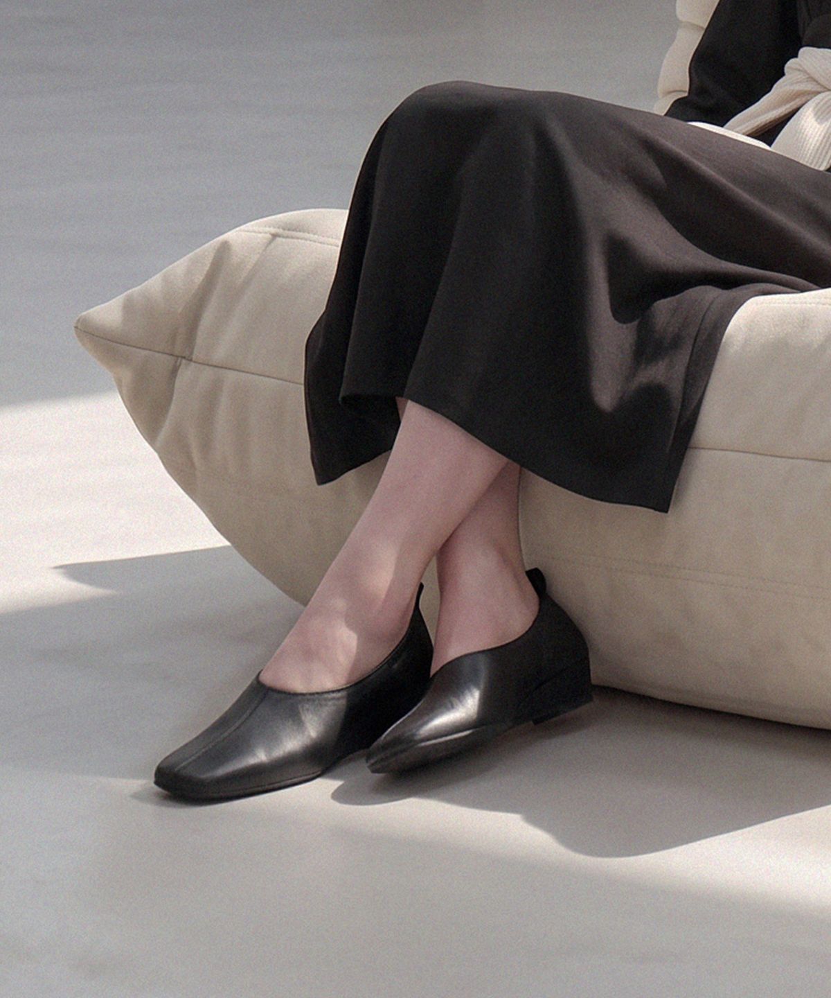 프리플라(FRI FLA) ljh9105 Shirred Back Wedge Pumps - 2 Colors