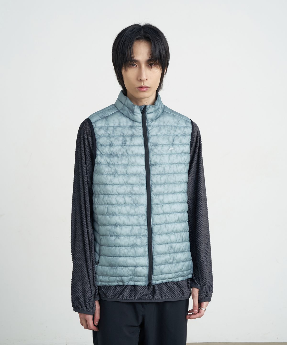 고요웨어(GOYOWEAR) UL 그레핀 인슐레이션 베스트 (블루이시 그레이)