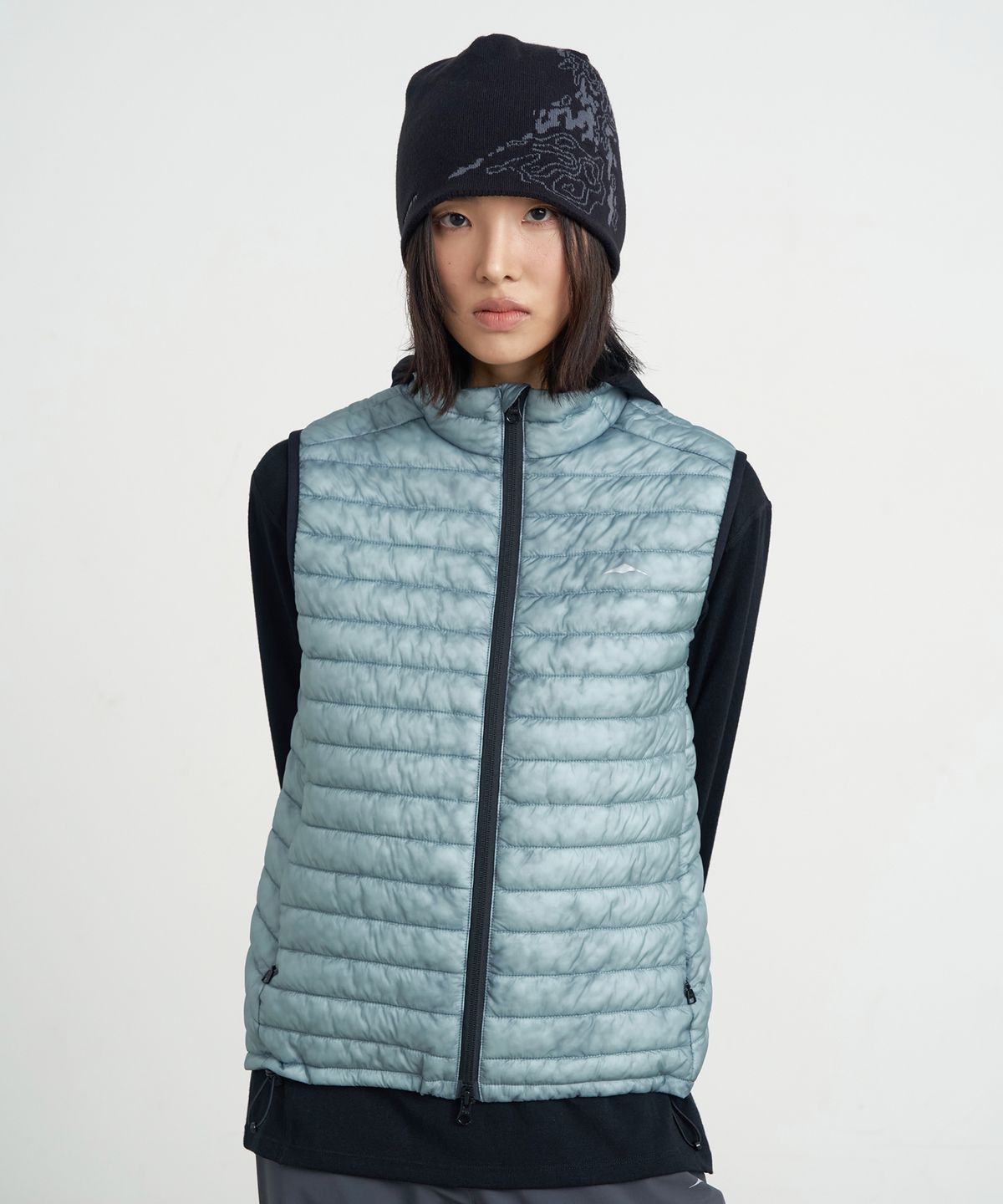 고요웨어(GOYOWEAR) UL 그레핀 인슐레이션 베스트 (블루이시 그레이)