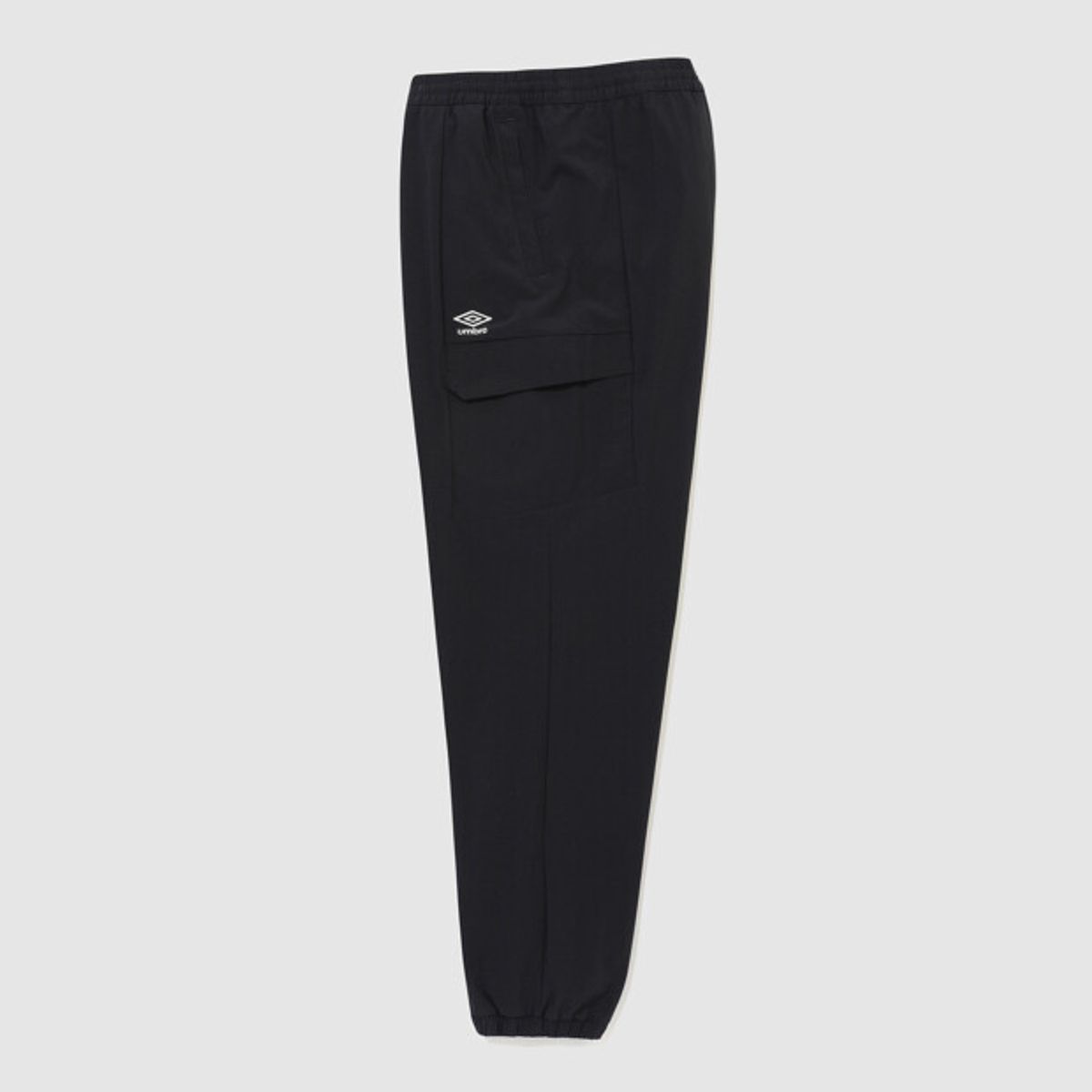 엄브로(UMBRO) 올라운드 나일론 스판 카고 조거 팬츠 블랙 UR323SPT92