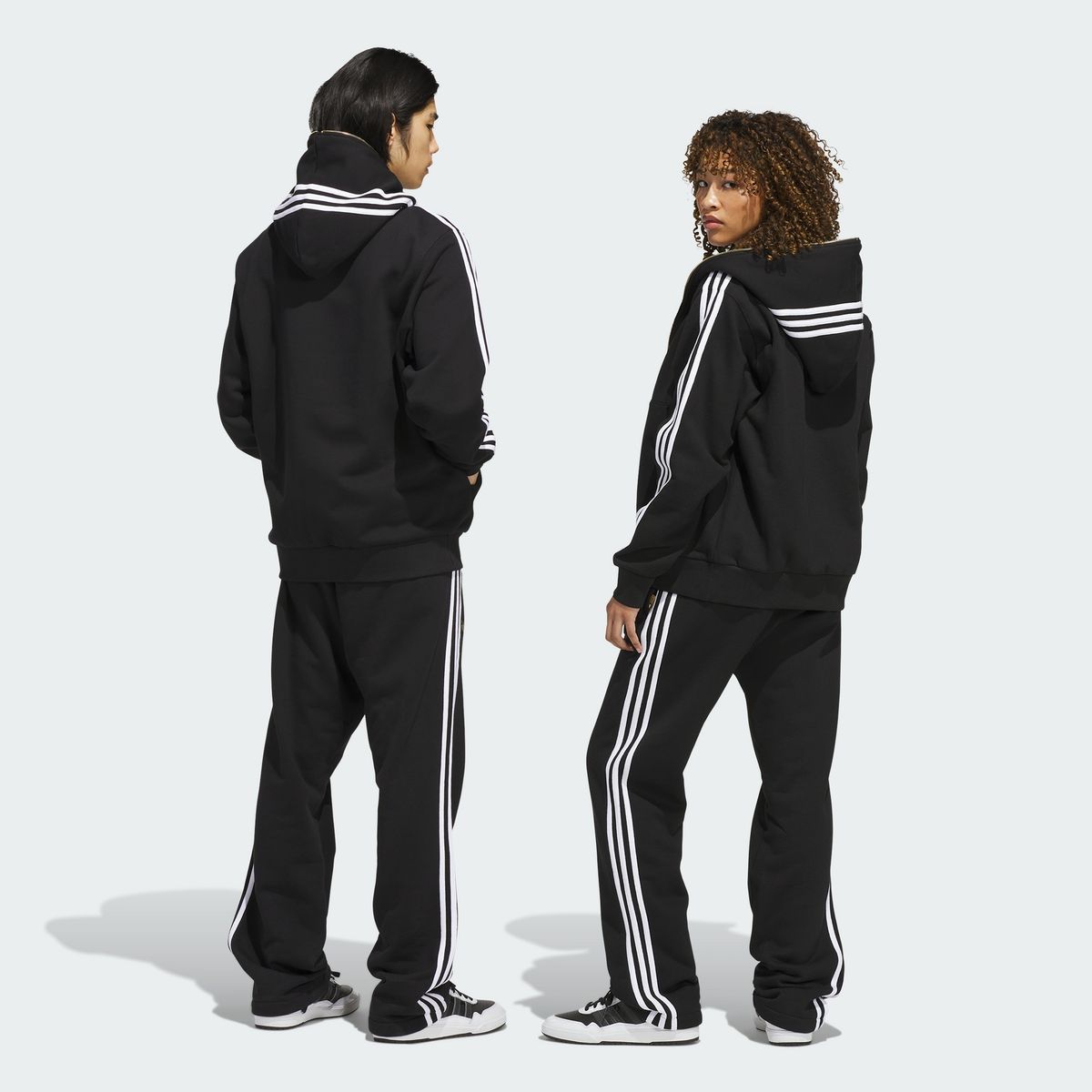아디다스(ADIDAS) 스케이트보딩 x 타이숀 트랙 팬츠 KT1831