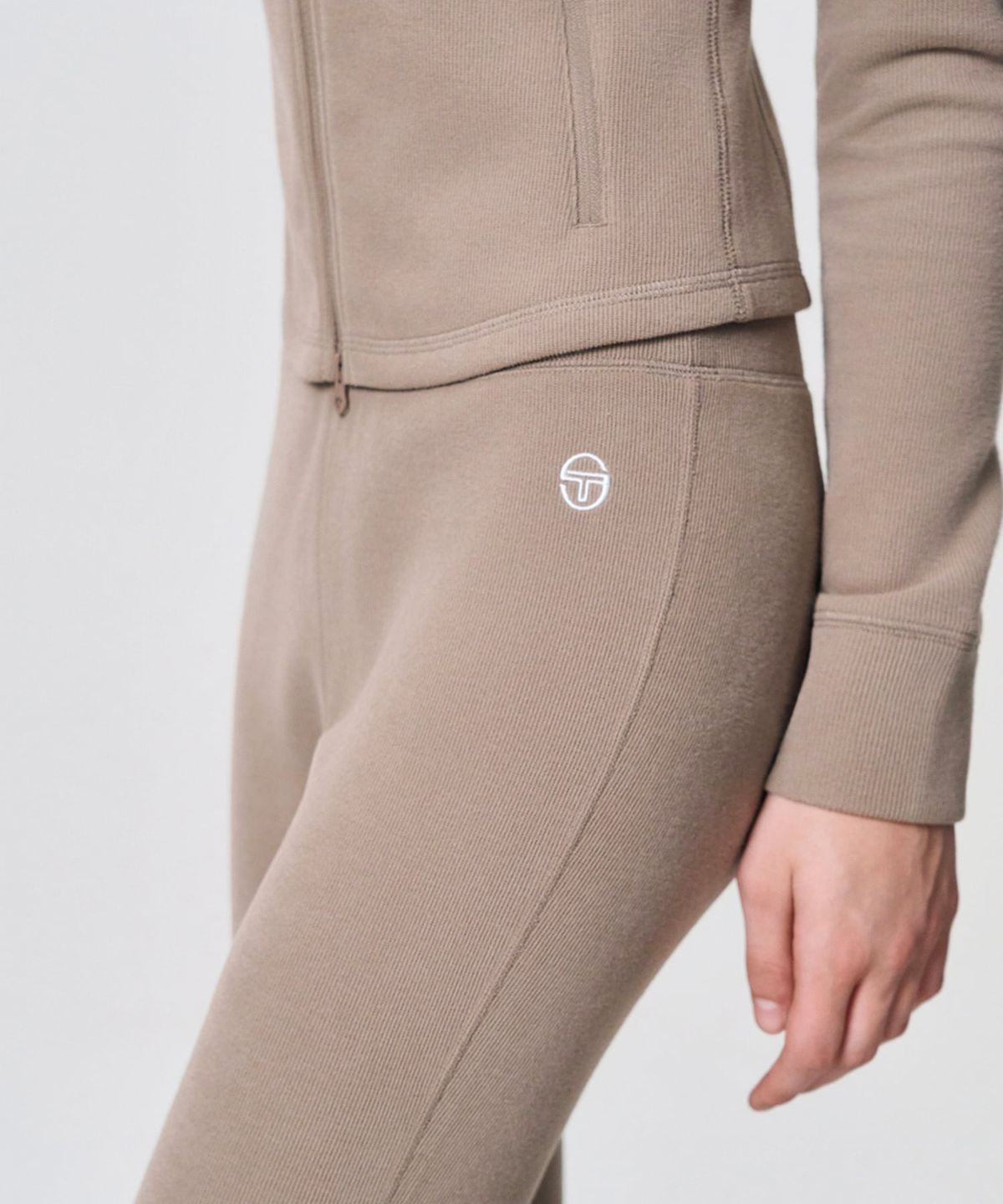 세르지오 타키니(SERGIO TACCHINI) W 골지 니트라이크 부츠컷 팬츠 (D.Sand)